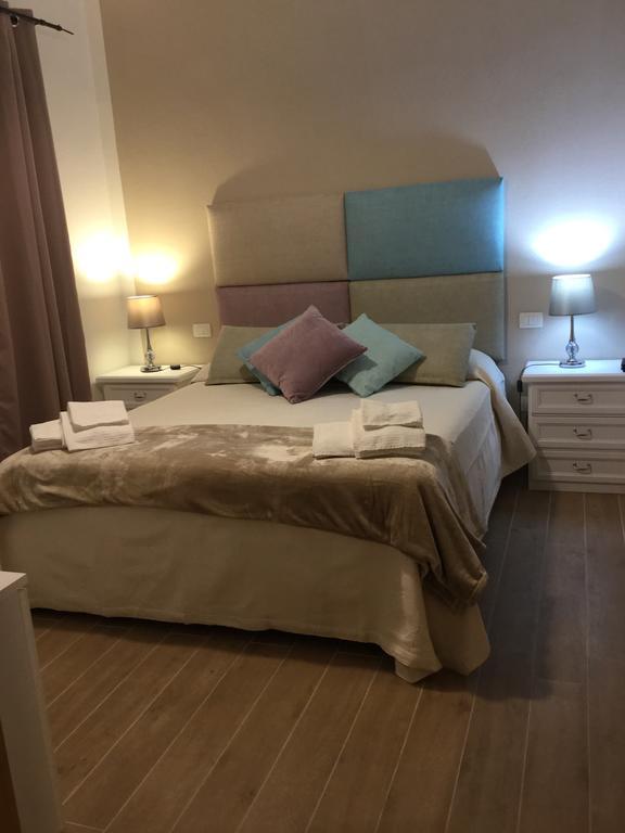 Il Giardino Di Daniela Bed & Breakfast San Teodoro  Dış mekan fotoğraf